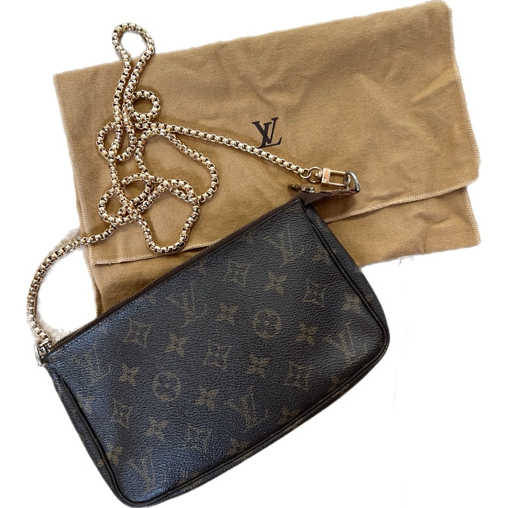 GUC Authentic Louis Vuitton Monogram Pochette